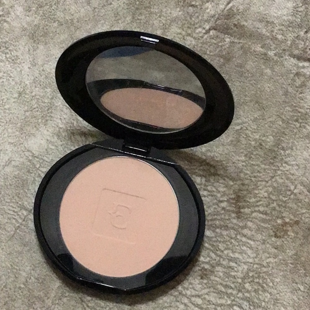 New Eudora Skin Perfection Compact
